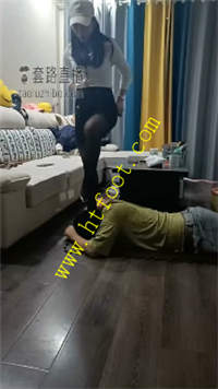 42o0t2rhoww.jpg