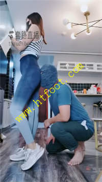 e4zyvoppf20.jpg