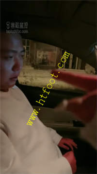 jbwtuy5w4c1.jpg