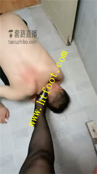 ikwub04caks.jpg