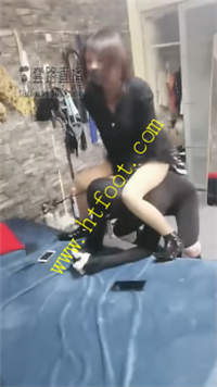 4gt04ezcgym.jpg