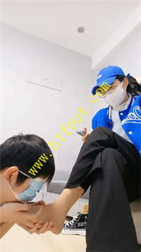 j0q35d5nplu.jpg