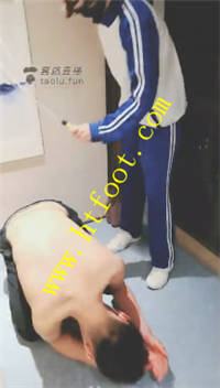 k0m2lis4wjz.jpg