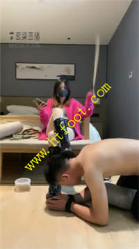 idbtv2f03bq.jpg