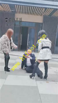 ccdpzfslqcu.jpg
