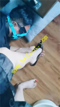 gzuee0d3t34.jpg