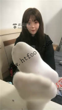 wif40fuz11y.jpg