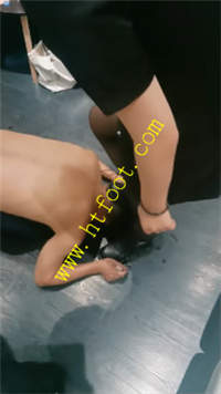 y2izcbup20e.jpg
