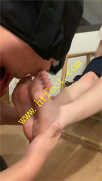 1f5btl4emds.jpg