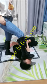 132rkmhovqa.jpg