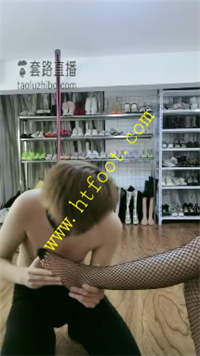 td03ywla0ce.jpg