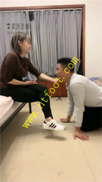 aabokamfr3y.jpg