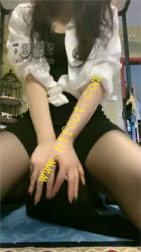 vyyslw2bfcr.jpg