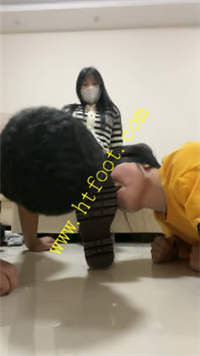 fvshdchgwaa.jpg