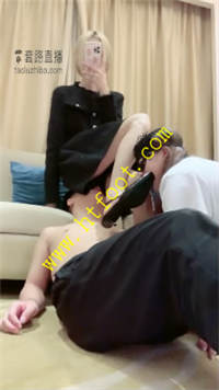 1vqwqj4vl03.jpg