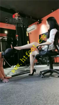 lys0e4bndhe.jpg