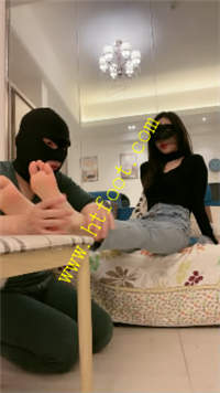 35h5iokgflr.jpg