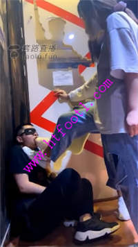 1v1kcuvnxre.jpg