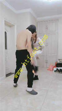 5urixylxrwp.jpg
