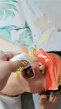 ekwiqq2bxmp.jpg