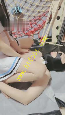 mb2awr0v1sr.jpg