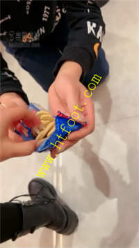 0eloceuytkw.jpg