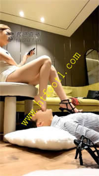 zyydj1hx105.jpg