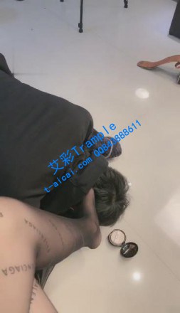 x21rwekxkm4.jpg
