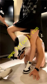 tewn04aovdc.jpg
