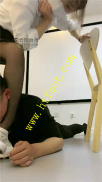 zwy3pggrfk2.jpg