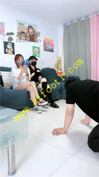xp01hljavvw.jpg
