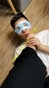 t1y3degyvm2.jpg