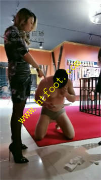 khdvcg24kuc.jpg