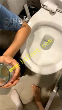 5qpk3cwlvjp.jpg