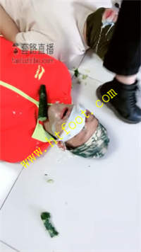 mm1nj0ivx10.jpg