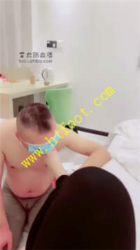 r1m2m23cugo.jpg