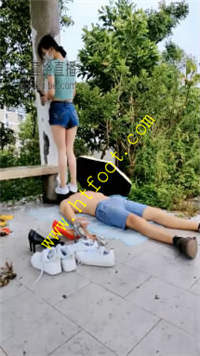 42nasyt4fmr.jpg