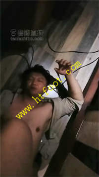 p03vomsslxt.jpg