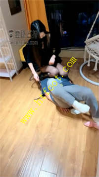 0z0kn4kbtsx.jpg