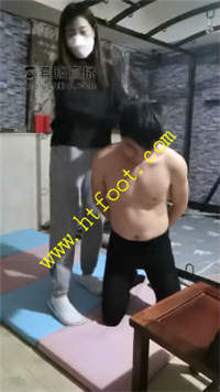 4q4v4xgmjn5.jpg