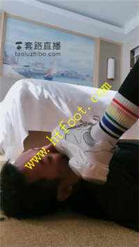 1bcsoq0ywav.jpg
