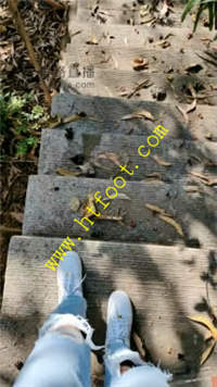 qkwqm2cxuac.jpg