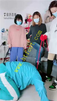 2jqwqbm3ywy.jpg