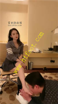 rut1cv12fab.jpg