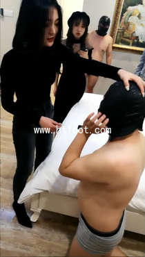 gqk4jnerdr4.jpg