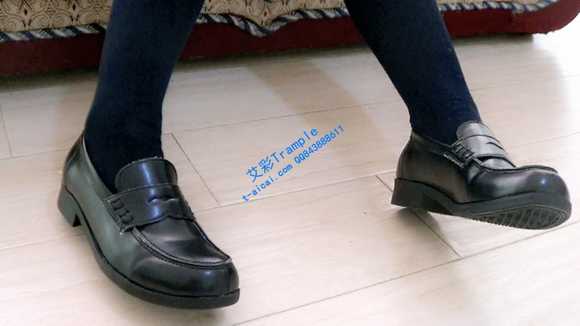 nnmb4lk5mk4.jpg