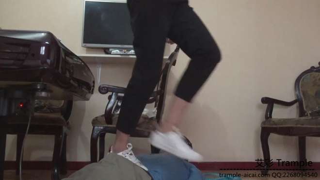 l4z4sqbeaou.jpg