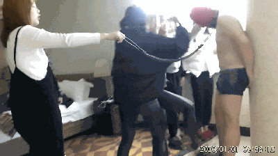fzrxe1uzbmb.gif