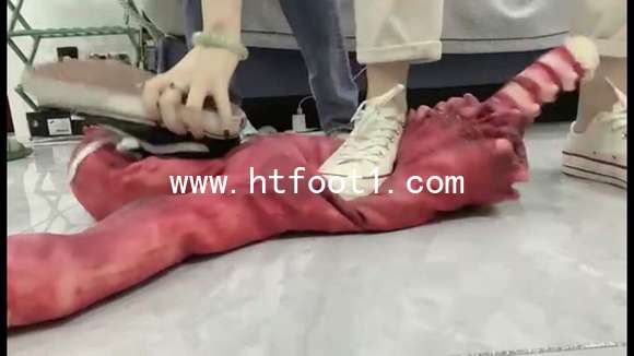 qitc34nla5d.jpg