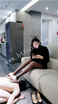 q45dwl5acp3.jpg